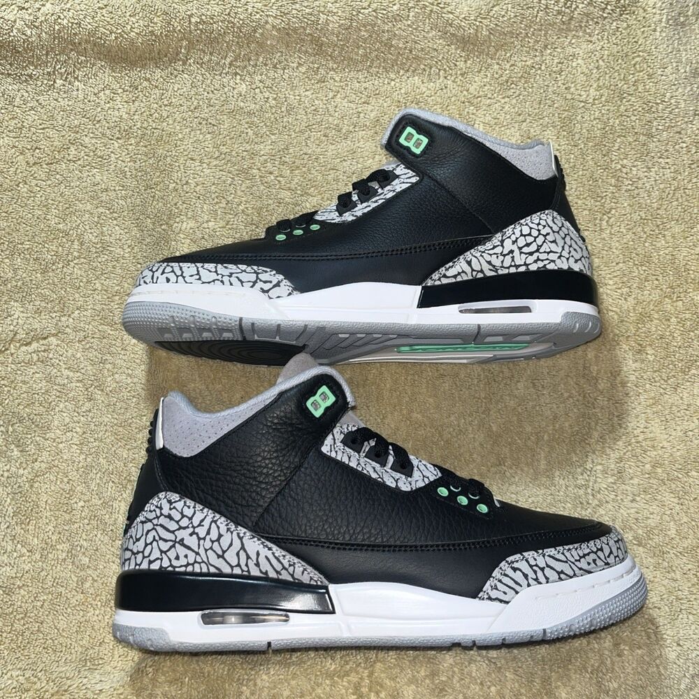 Jordan 3 Retro Gs Green Glow Size 7y Sample Round Pull Program